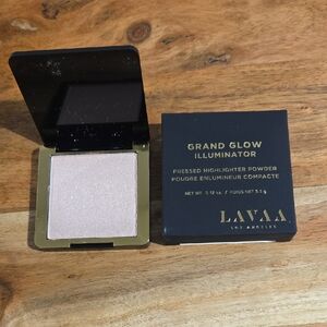 Grand Glow Illuminator Highlighter Powder- Pearl *New*